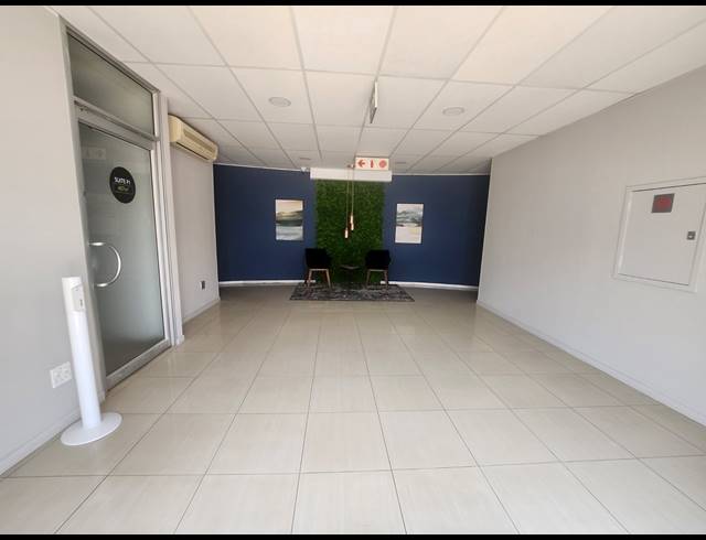 203M² OFFICE TO LET IN RANDJESPARK